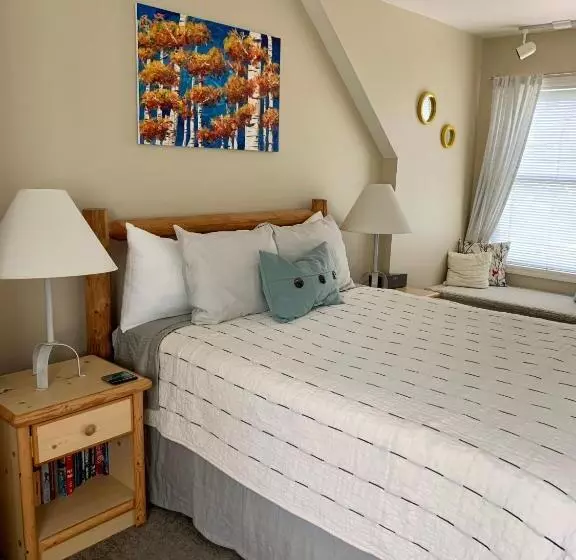 تختخواب و صبحانه Fox Hollow Inn