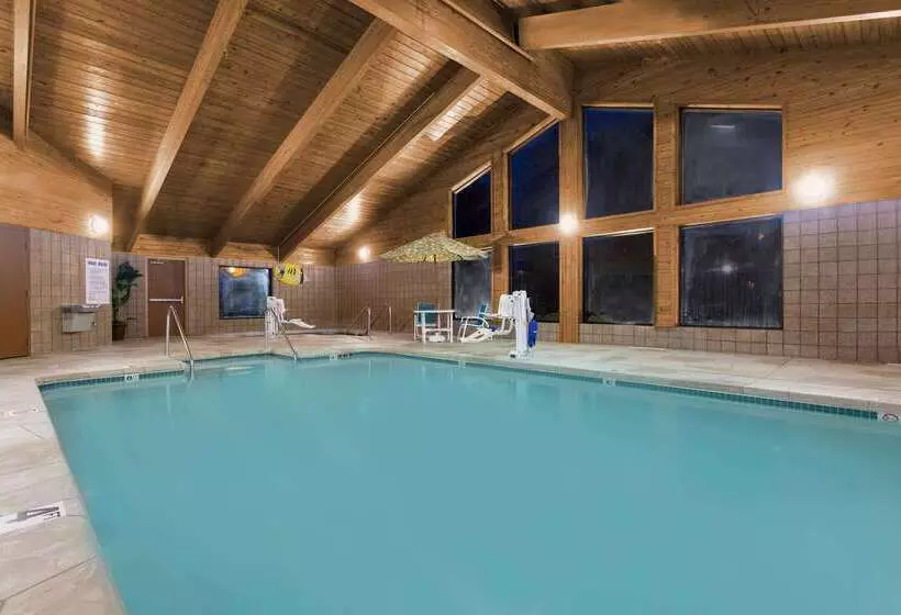 호텔 Americinn By Wyndham Sheboygan