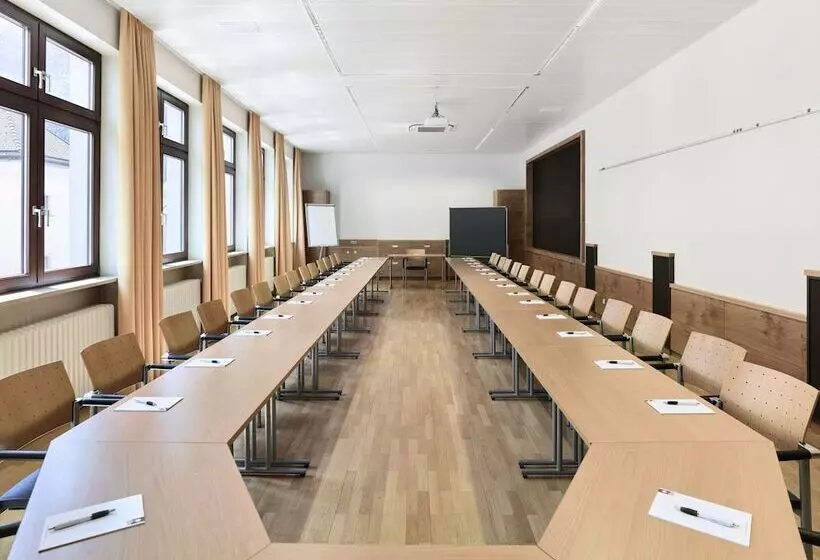 Отель Andreas Hofer