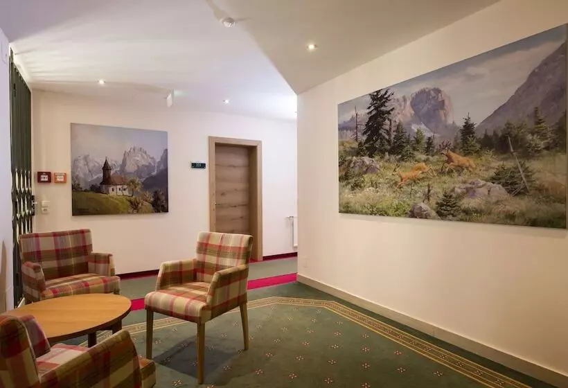 Отель Andreas Hofer