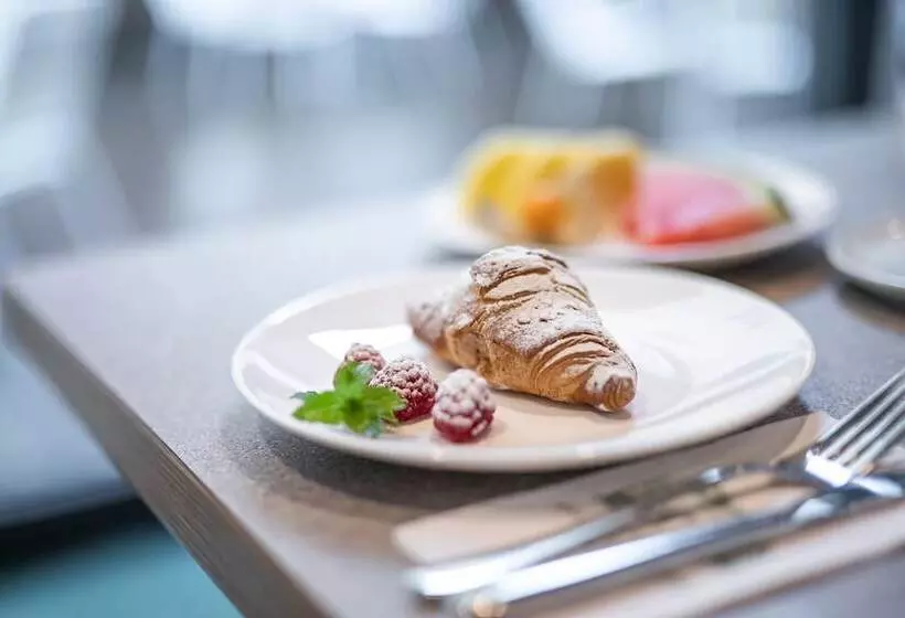 Отель Andreas Hofer