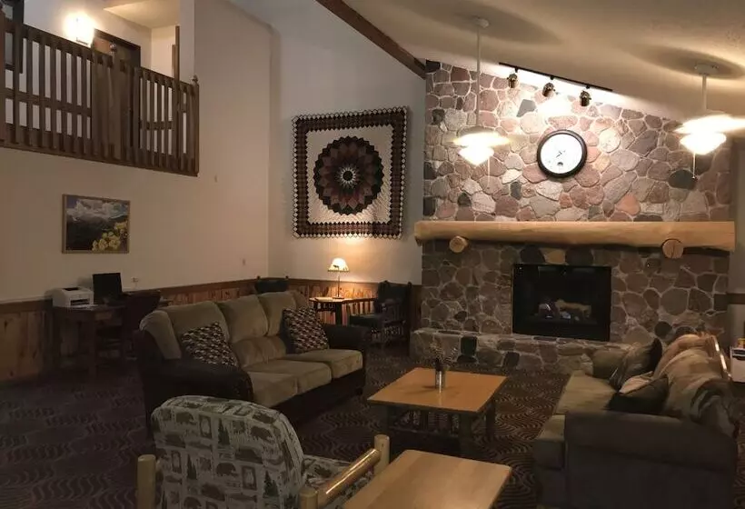 Boarders Inn & Suites By Cobblestone Hotels Wautoma