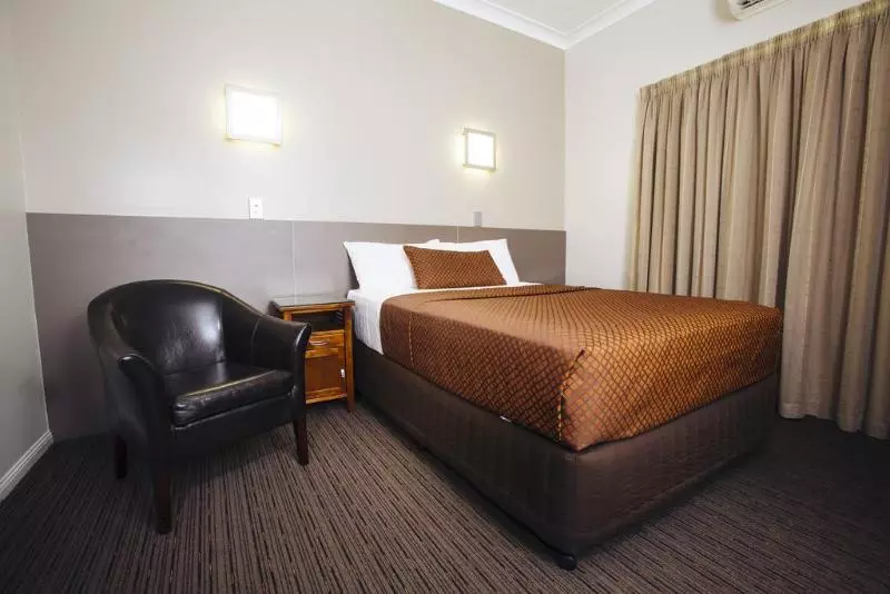 ホテル City Oasis Inn Townsville, Surestay Collection By Bw