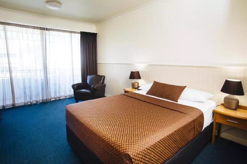 ホテル City Oasis Inn Townsville, Surestay Collection By Bw