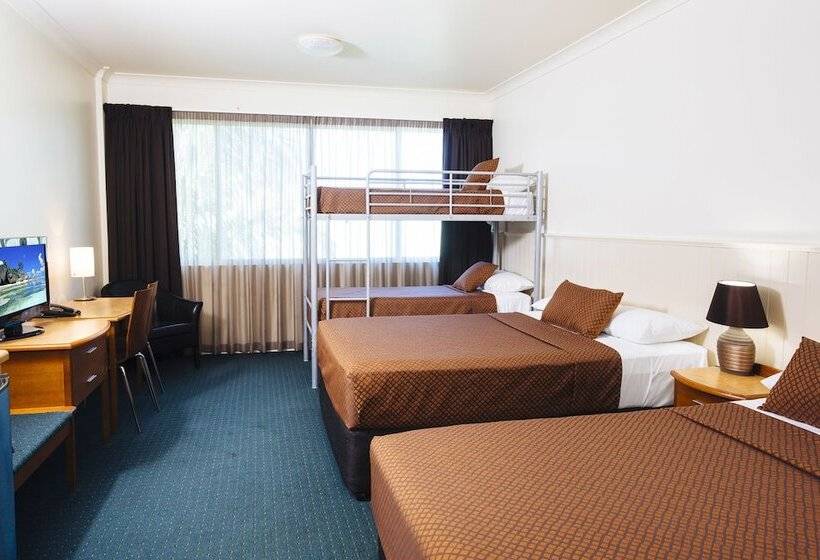 בית מלון כפרי City Oasis Inn Townsville, Surestay Collection By Bw