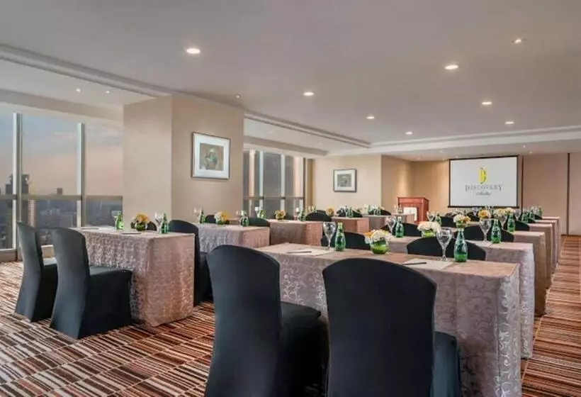 호텔 Discovery Suites Manila, Philippines