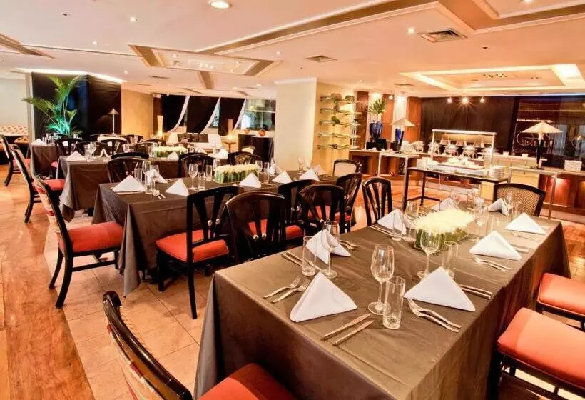 호텔 Discovery Suites Manila, Philippines