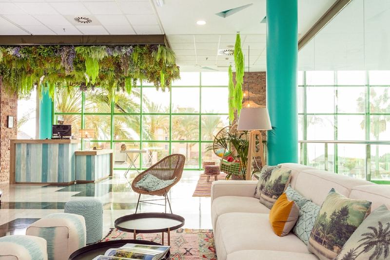 ホテル Holiday World Riwo