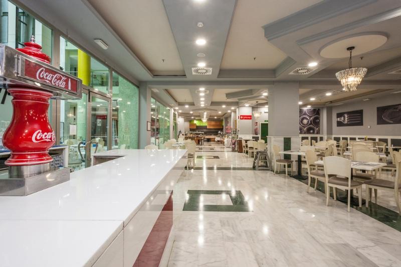 ホテル Holiday World Riwo