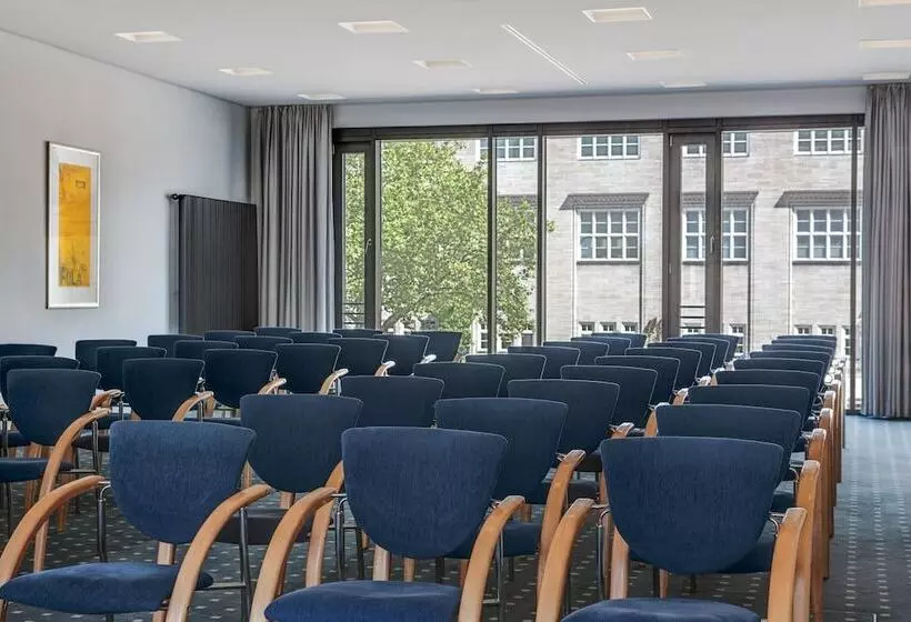 Intercityhotel Hamburg Hauptbahnhof