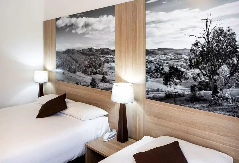 Littomore Hotel On Stewart, Bathurst