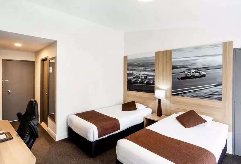 Littomore Hotel On Stewart, Bathurst