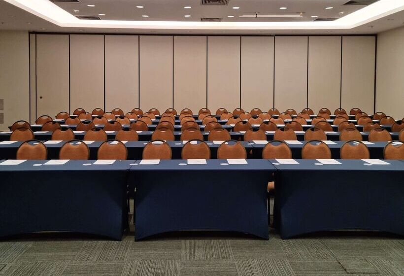 酒店 Mercure Salvador Rio Vermelho