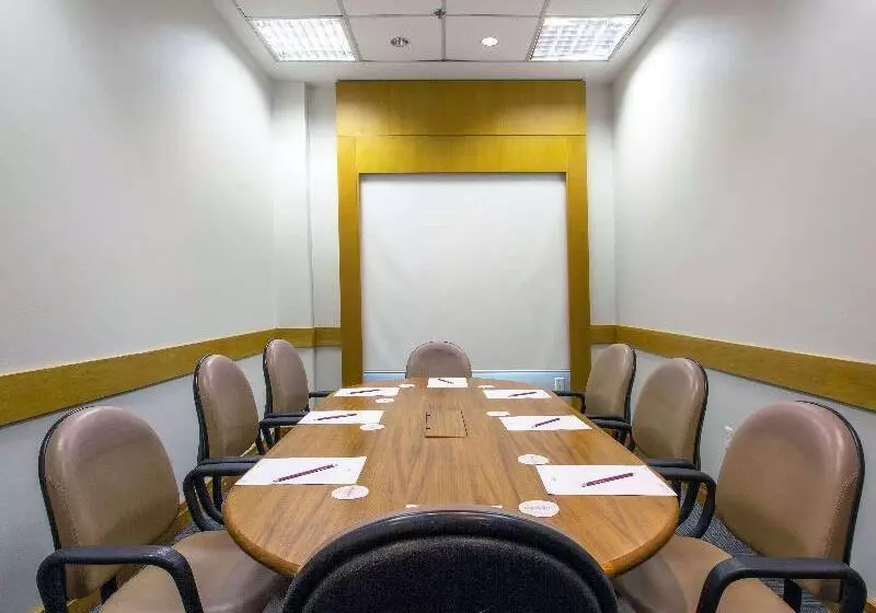 فندق Mercure Salvador Rio Vermelho