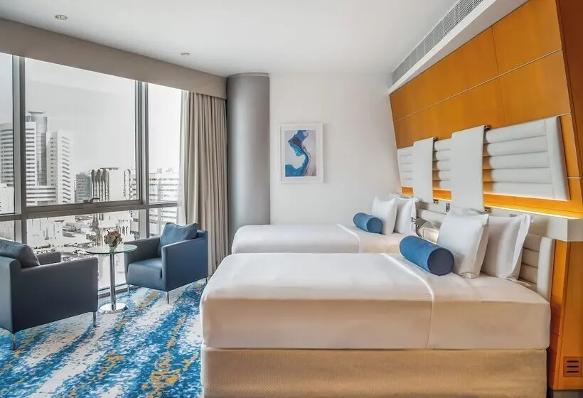 هتل Mövenpick Dubai Creek