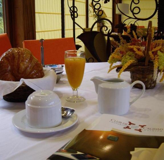 فندق Posada Mar De Santillana