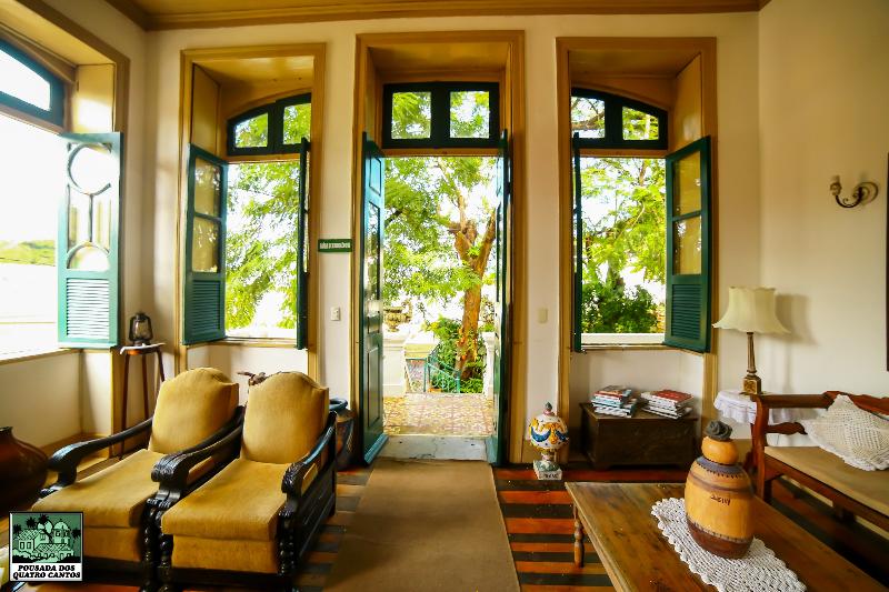 هتل Pousada Dos Quatro Cantos