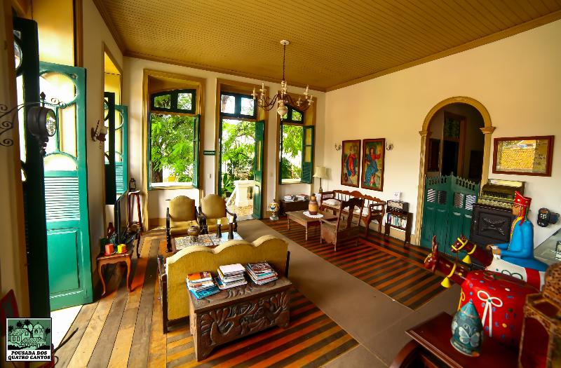 هتل Pousada Dos Quatro Cantos