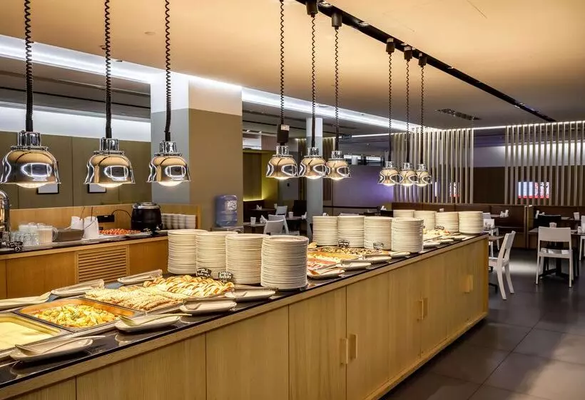 Azimut Hotel St Petersburg