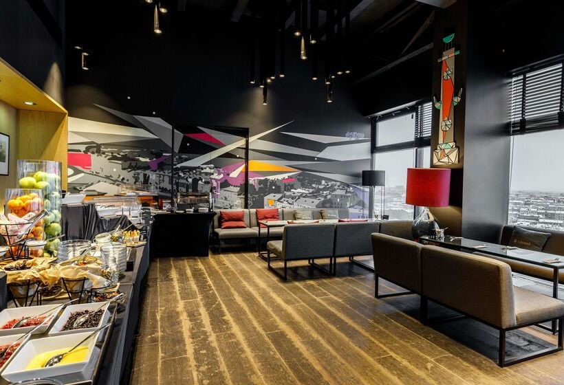 Azimut Hotel St Petersburg