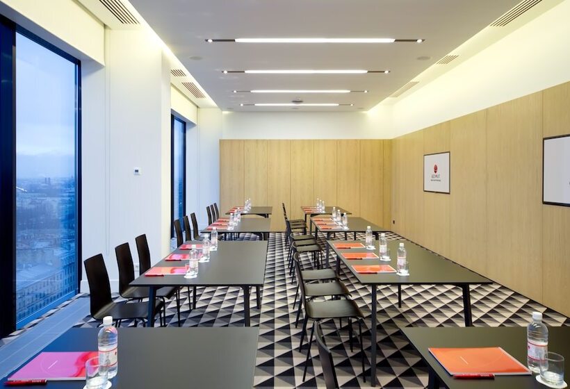 Azimut Hotel St Petersburg