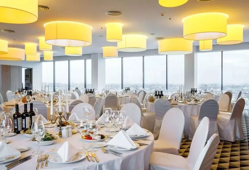 Azimut Hotel St Petersburg