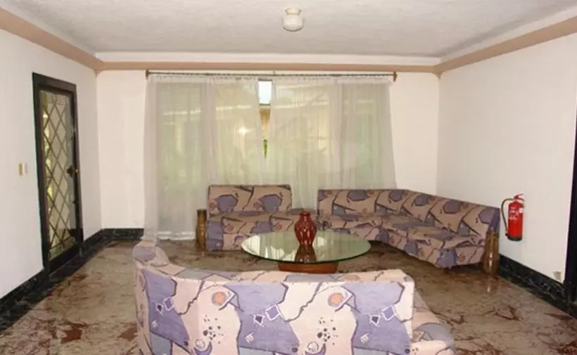 هتل Villa Gaviota