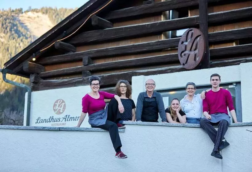 ユースホステル Landhus Almens