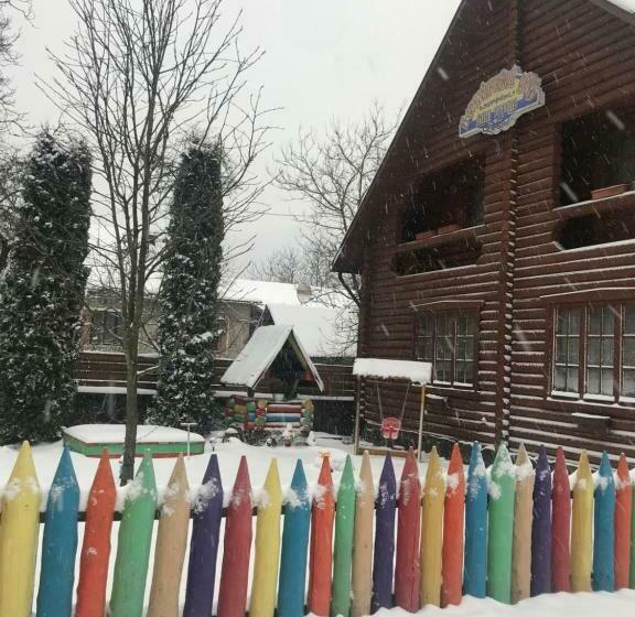 فندق صغير Verkhovinsky Dvor