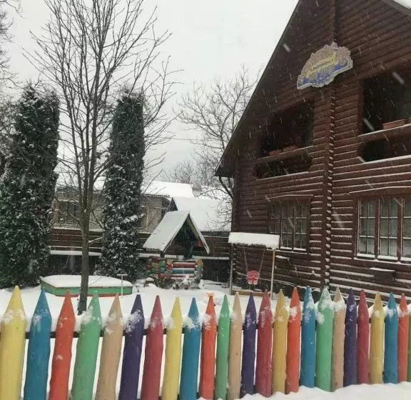 Retkeilymaja Verkhovinsky Dvor