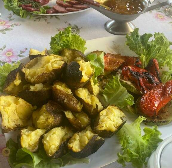 فندق صغير Verkhovinsky Dvor