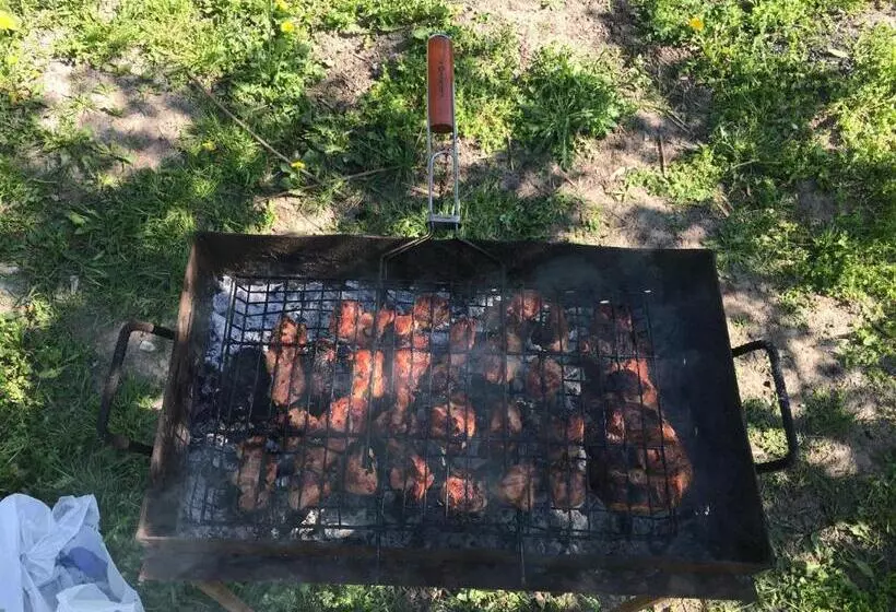 ユースホステル Vesyolaya Rochsha