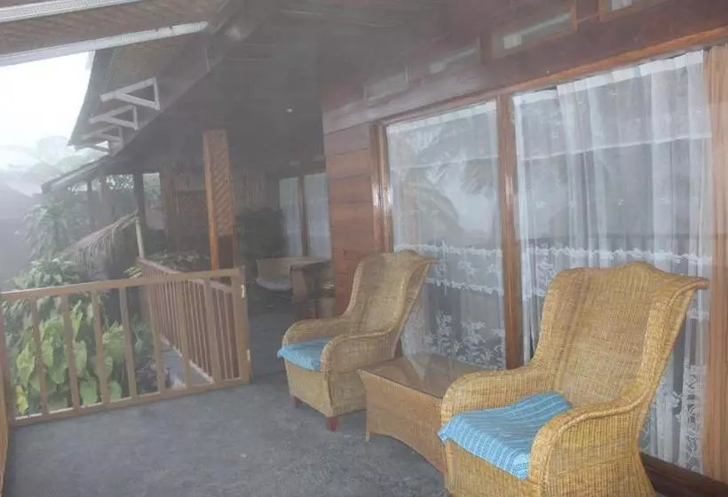 Bed & Breakfast Sukuh Cottage