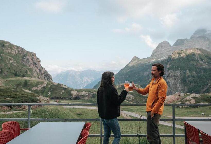 Отель Albergo Robiei