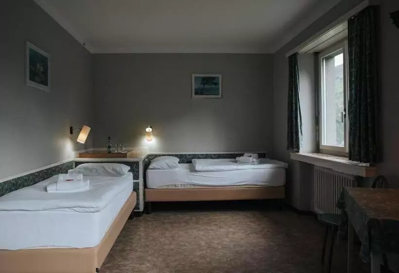 ホテル Albergo Robiei