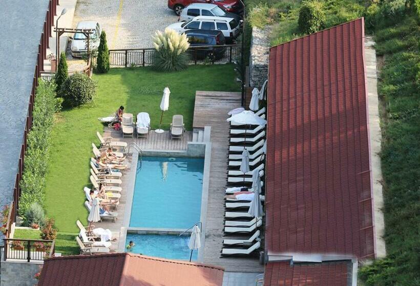 בית מלון כפרי Aqua Varvara