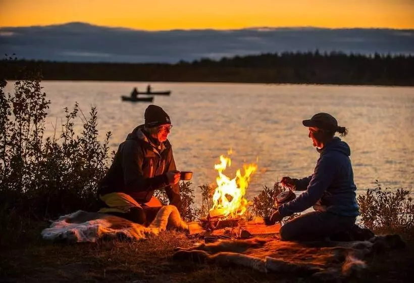 ホテル Aurora Mountain Lodge