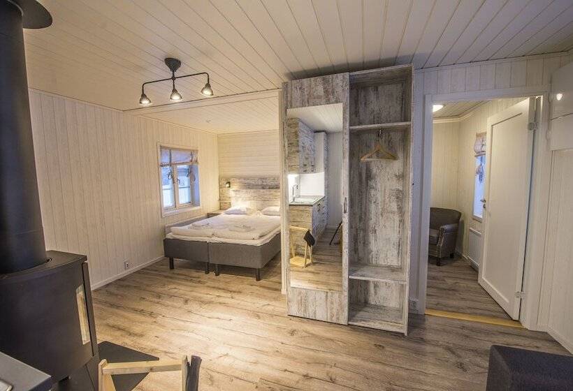 בית מלון כפרי Aurora Mountain Lodge