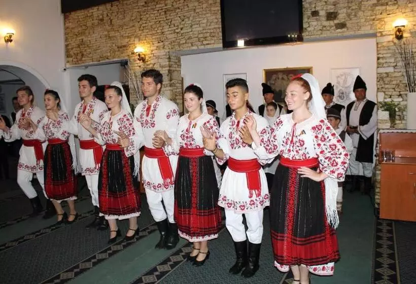 هتل Cheia