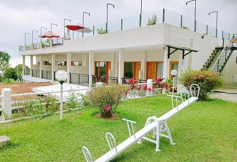 Hotelli Pondok Asri Tawangmangu