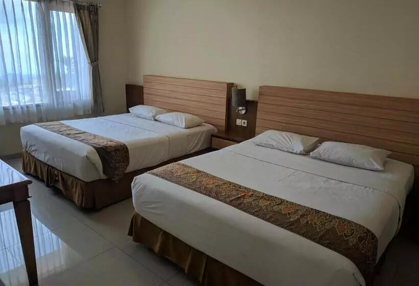 Hotelli Pondok Asri Tawangmangu