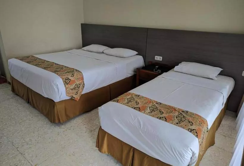 Hotelli Pondok Asri Tawangmangu