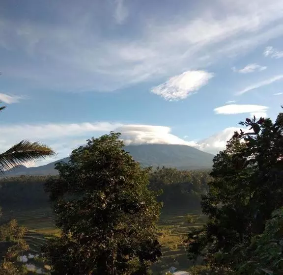 Mahagiri Resort & Restaurant