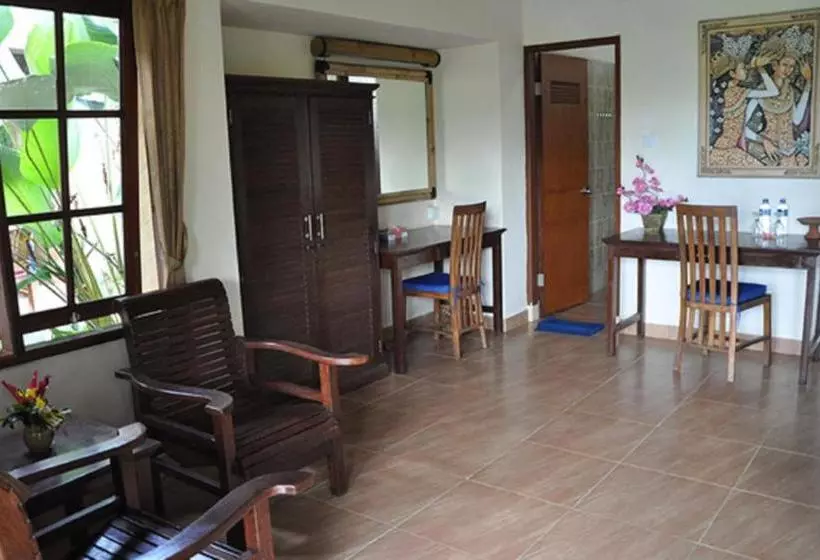 Mahagiri Resort & Restaurant