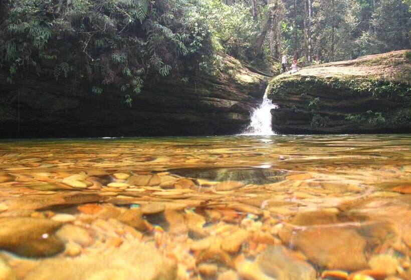 ペンション Hostal Ariantiy