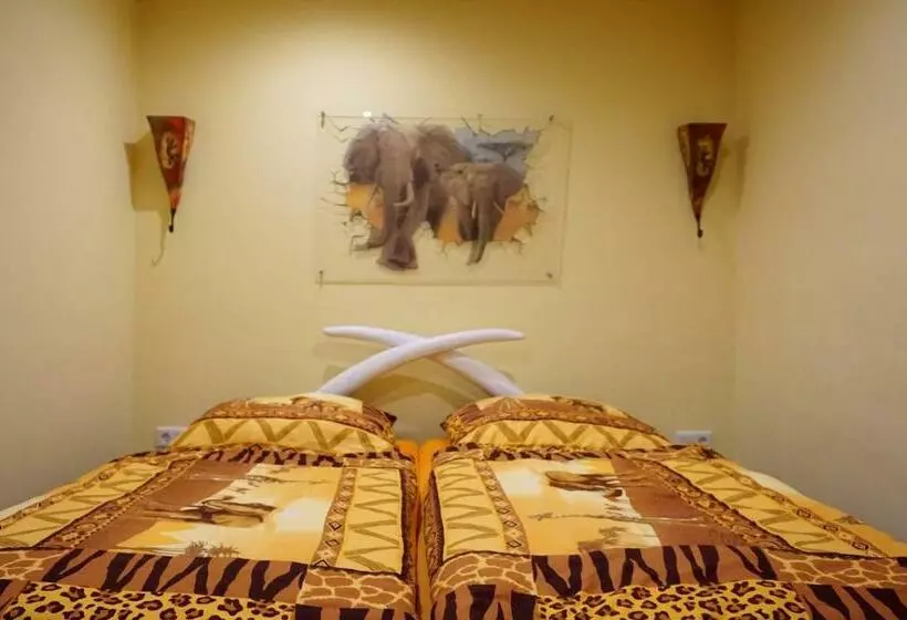 Majatalo L&l Skaters Home