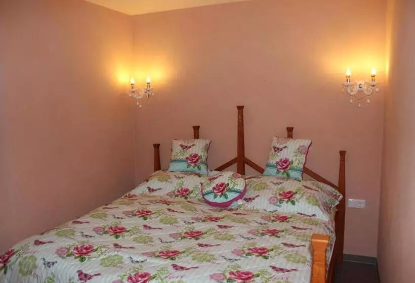 Majatalo L&l Skaters Home