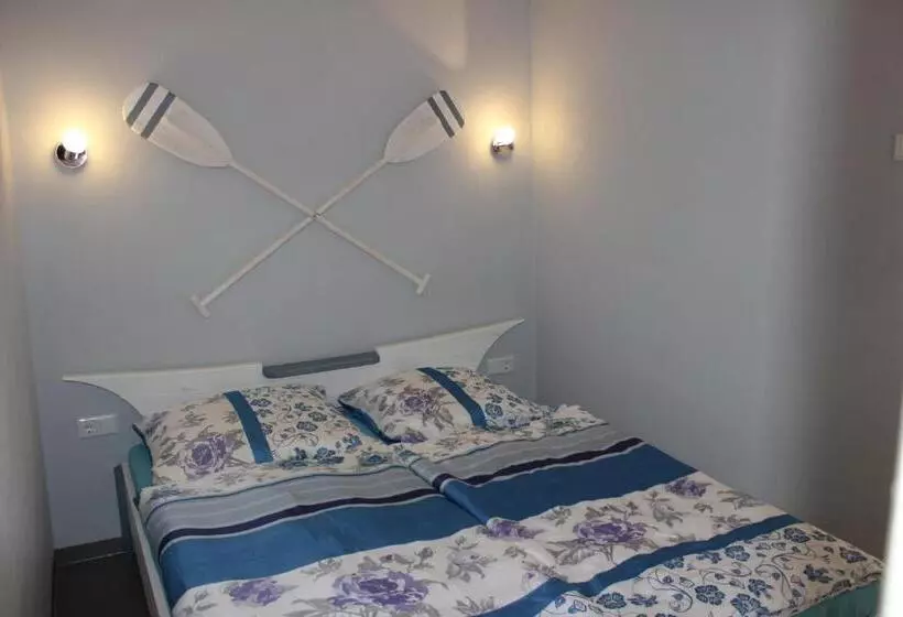 Majatalo L&l Skaters Home