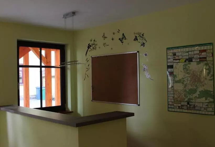 Majatalo L&l Skaters Home