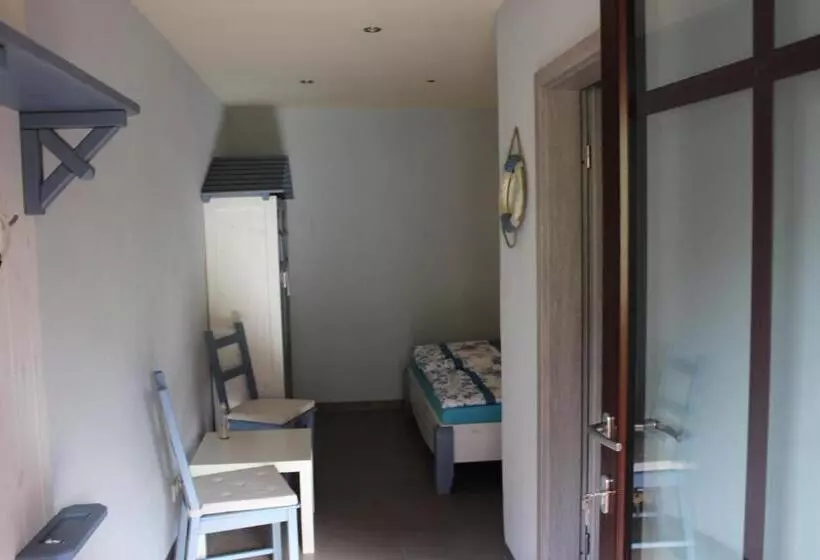 Majatalo L&l Skaters Home